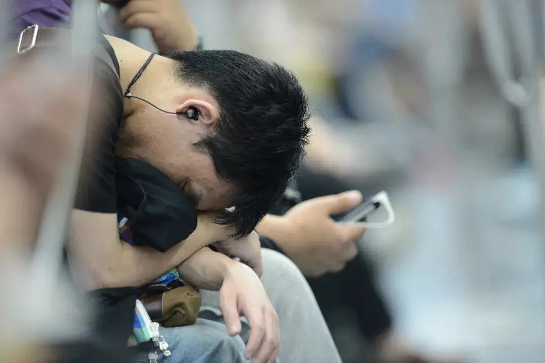 日本国民幸福感比中国高吗,日本国民幸福指数