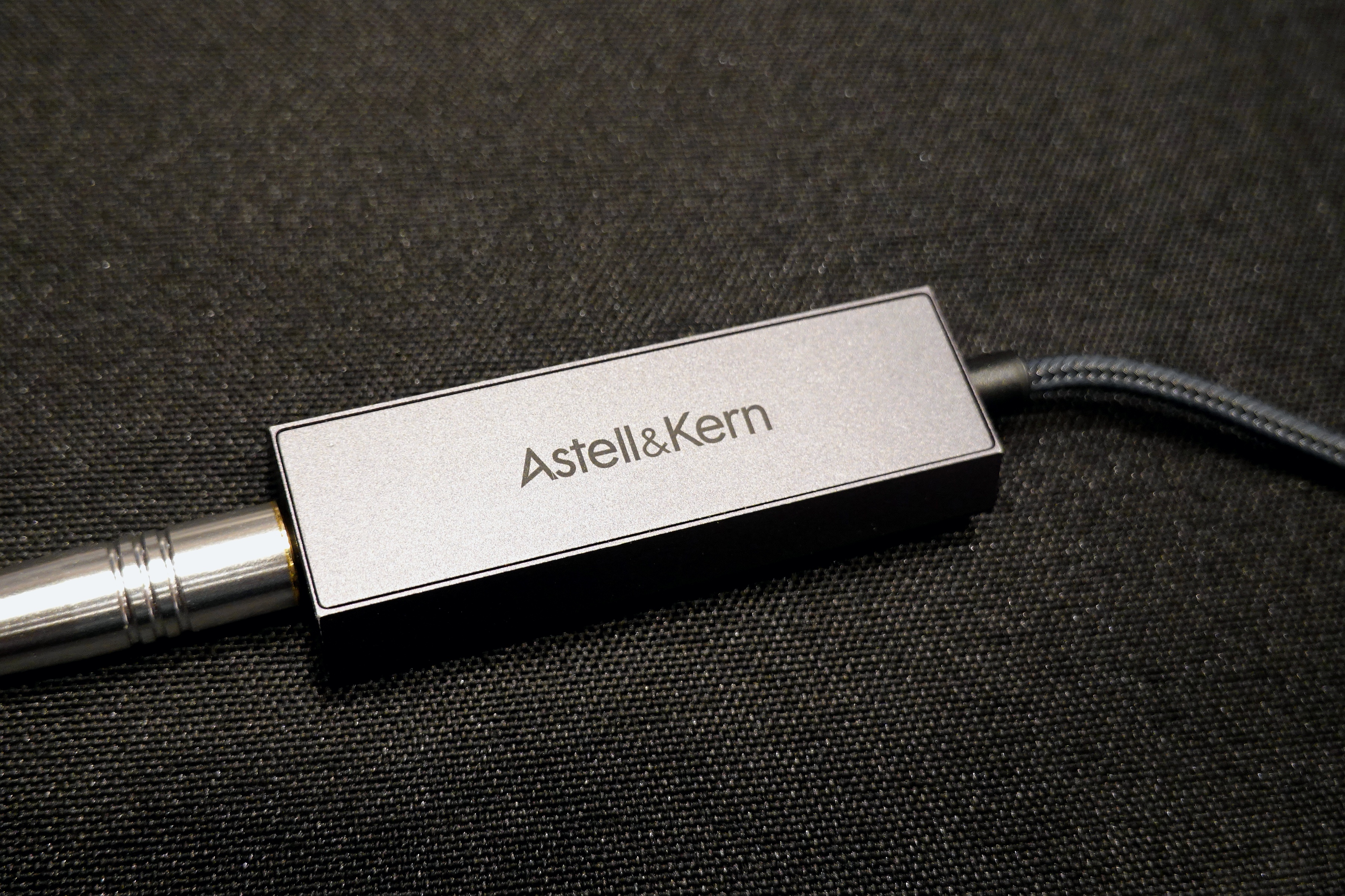 「耳边前线」炎炎烈日下的视听盛宴—首届西安国际耳机展新品回顾