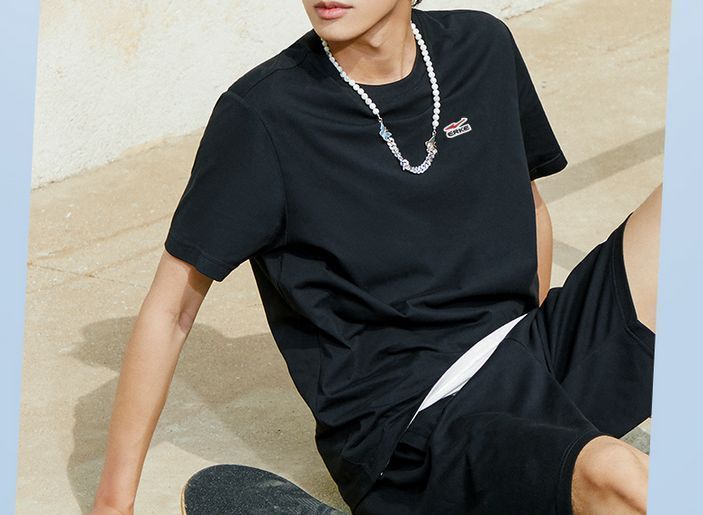 夏季新款男生t恤,夏季男生t恤最好的牌子