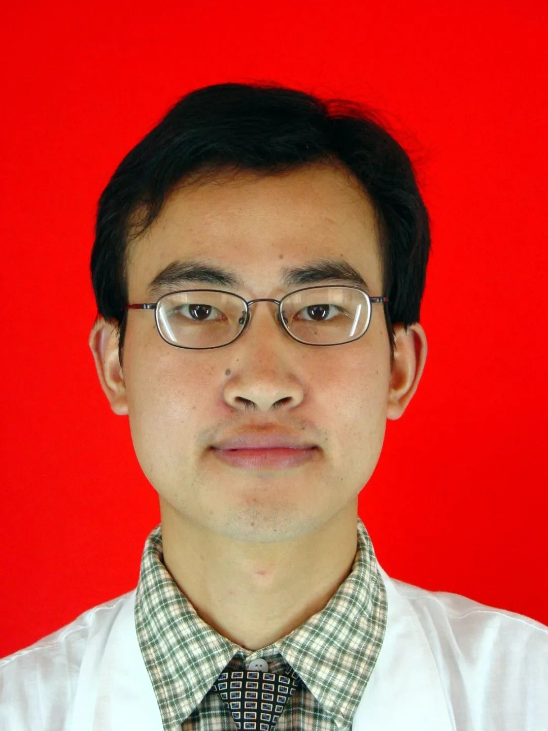 一岁孩子支原体感染咽痛吃什么药,儿童咳嗽发热会引起肺炎吗