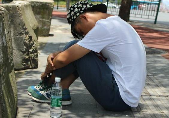 考研成绩出来前有必要联系导师吗,考研成绩出来了怎样和导师沟通