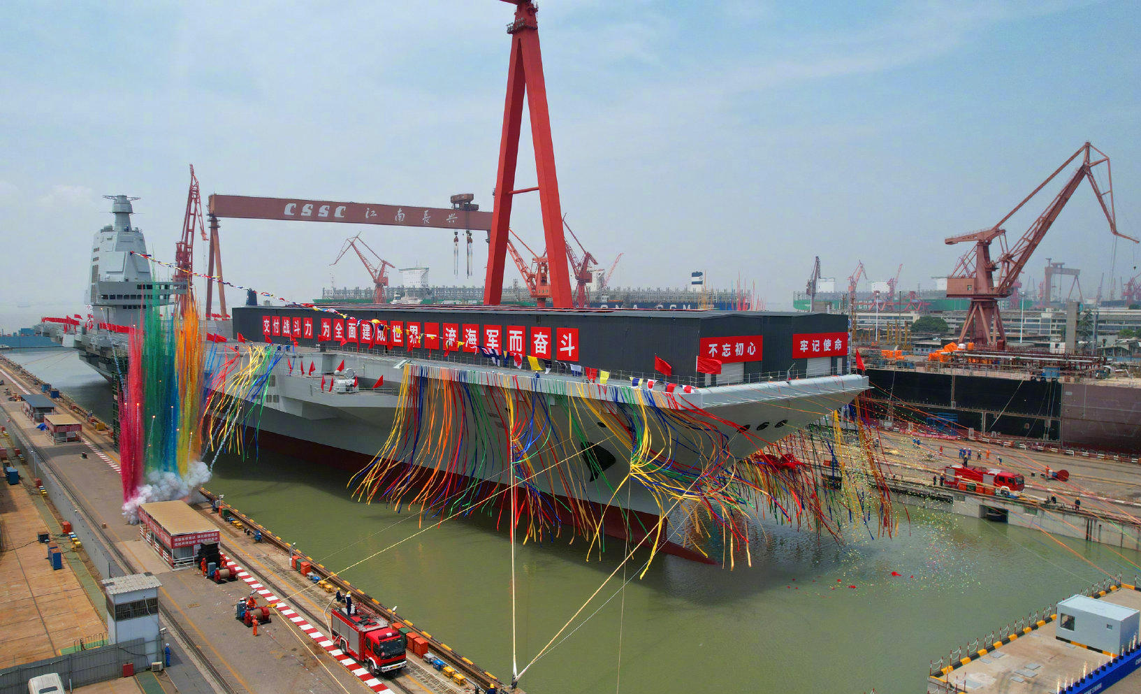 法国在打什么算盘？免费送我国一艘航母，为何被我国果断拒绝