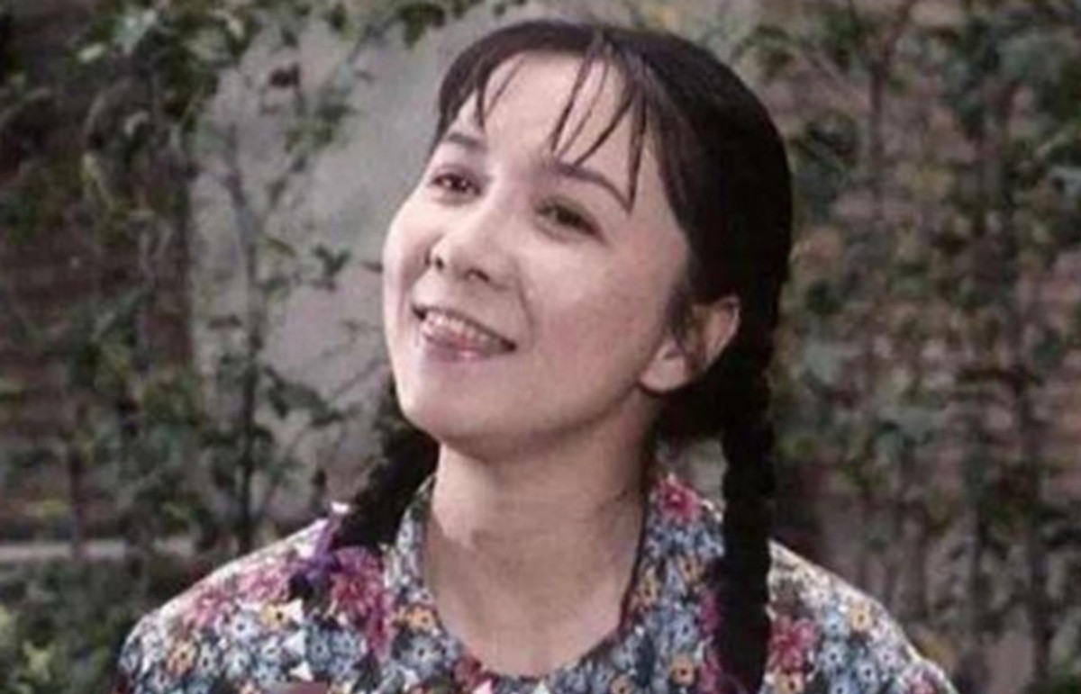 丁丁与蔡明关系,丁丁和蔡明什么关系