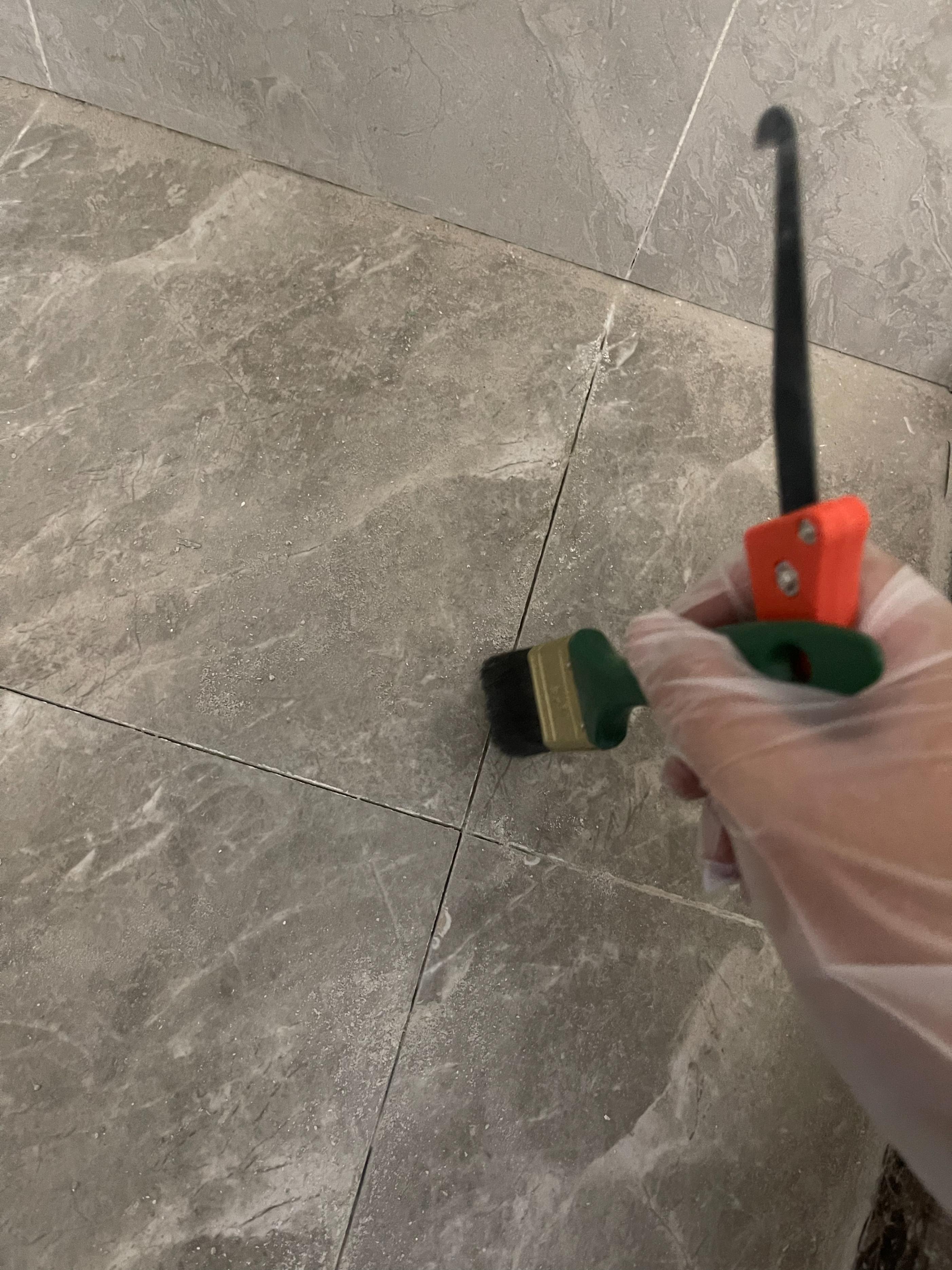 新房先做美缝还是先做保洁,新房全屋美缝有必要吗