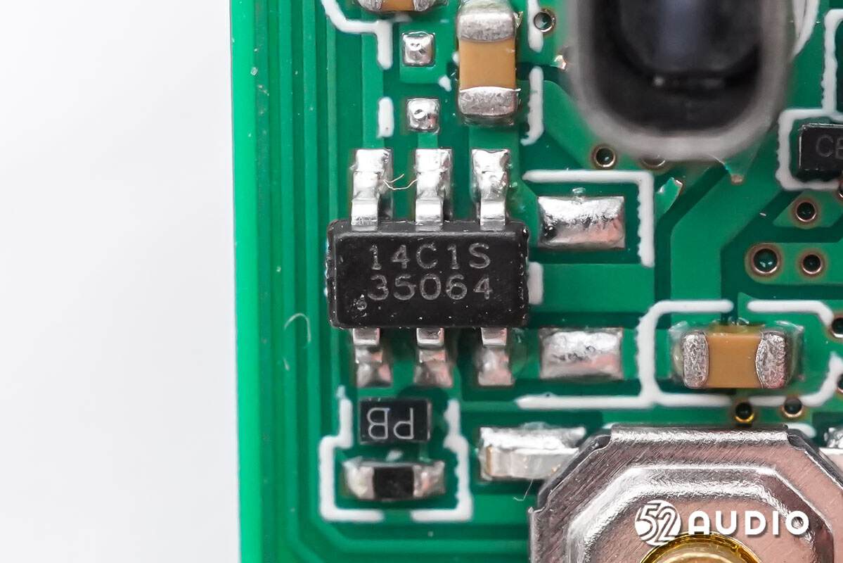 公牛gnv-vh140w耳机拆解,公牛tws耳机充电仓拆机