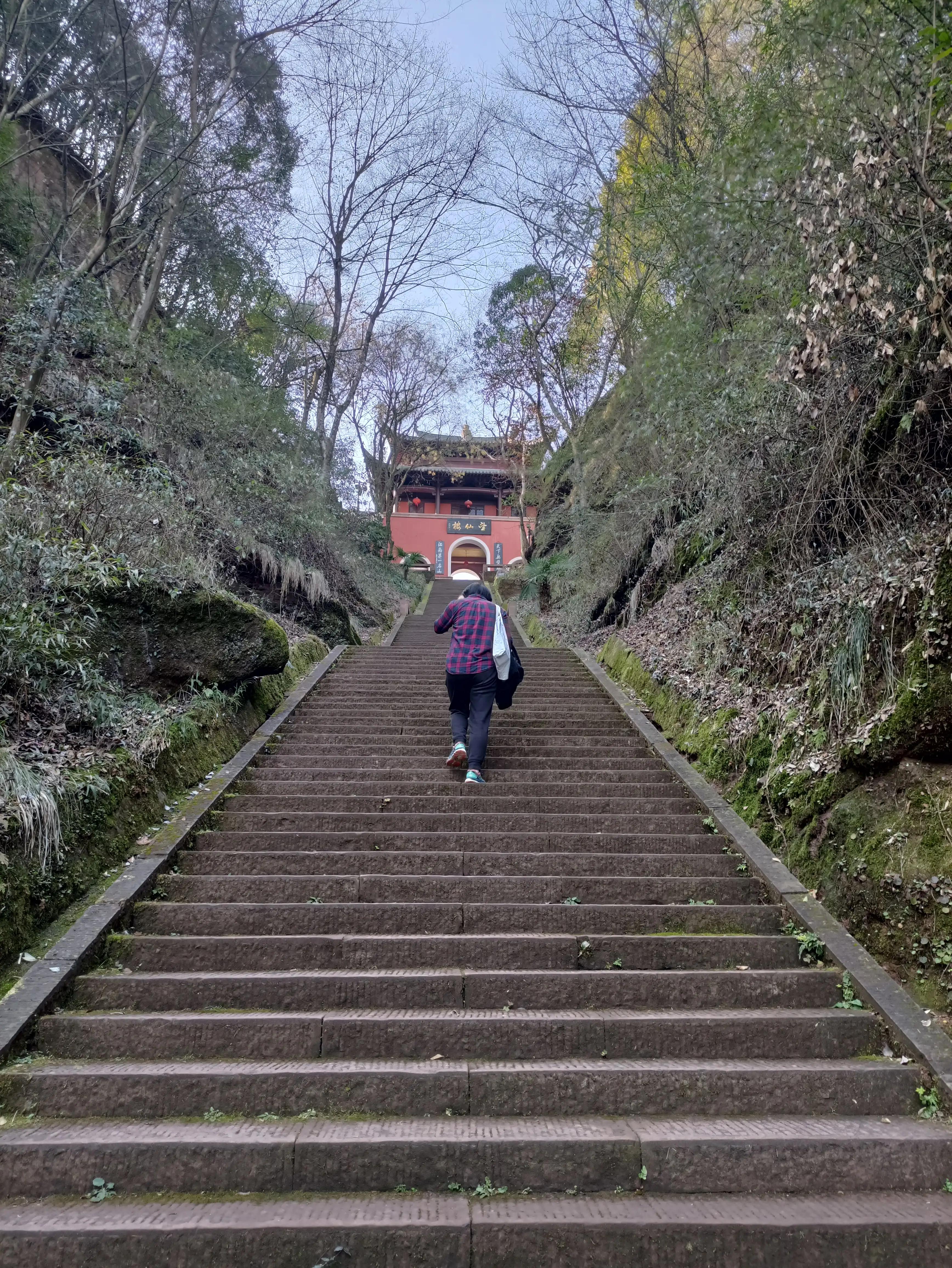 齐云山步行上山路线,齐云山徒步最佳路线图要门票