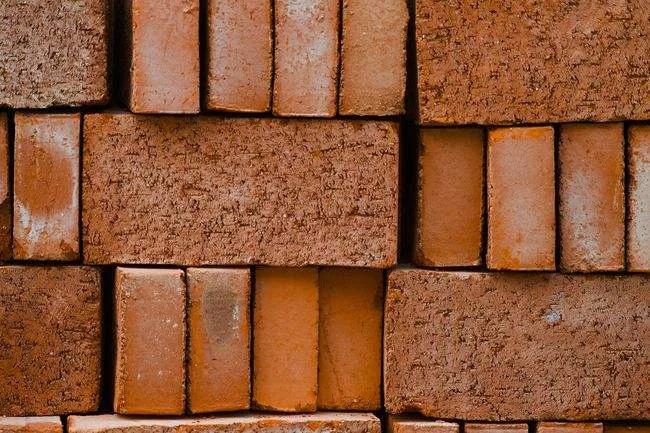 为什么会出现墙体开裂,墙体开裂需要处理吗