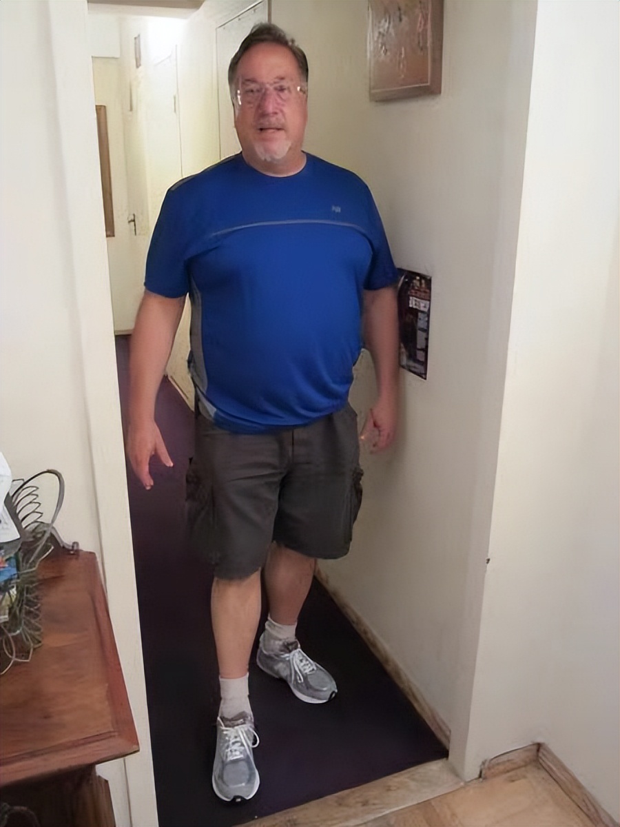 为什么新百伦的鞋型和nb一模一样,为什么新百伦运动鞋是潮鞋