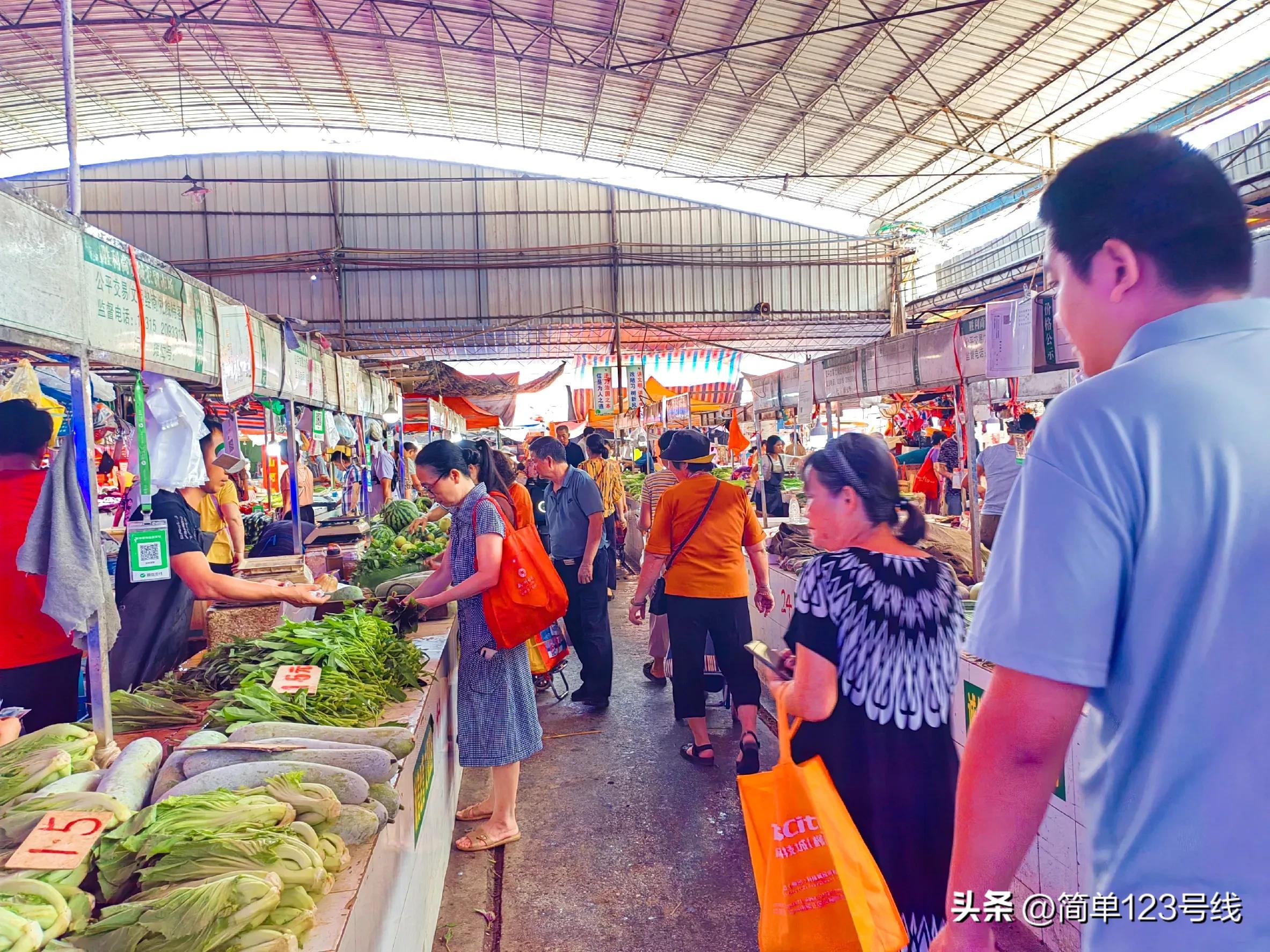 还是喜欢逛胜利菜市，吃个早餐买买菜，顺便逛逛街！