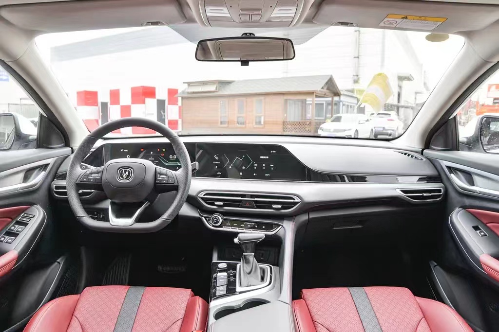 试驾长安逸动plus1.4t蓝鲸,逸动plus1.4t蓝鲸旗舰试驾