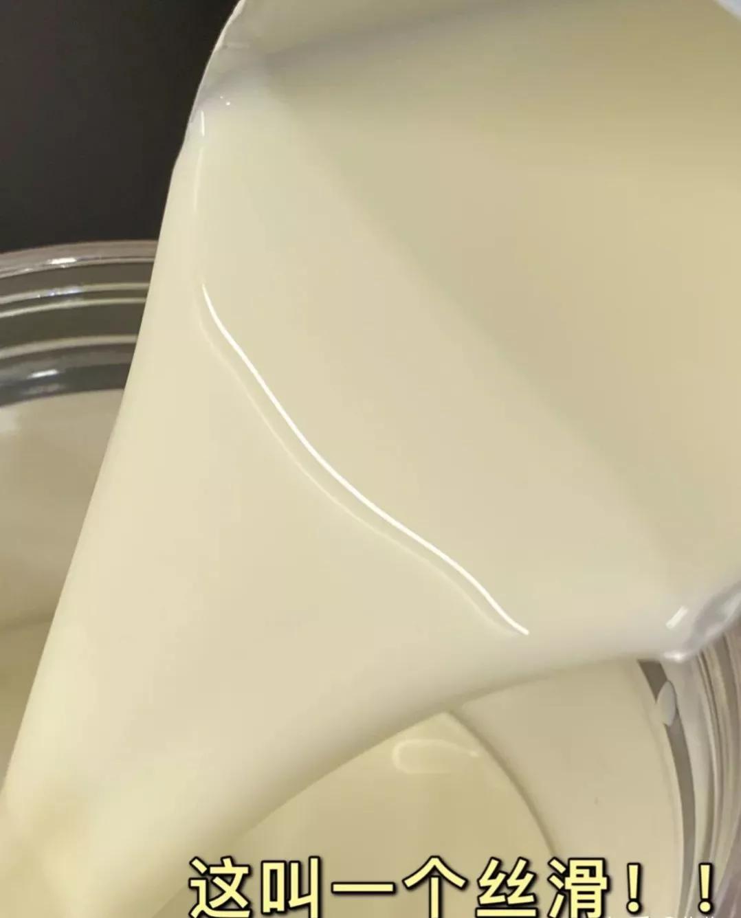 纯牛奶什么时候喝是最好的,纯牛奶哪个牌子最好适合学生喝