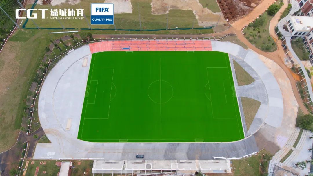 海南学校第一片!国际足联最高认证场地落户这所千年名校!