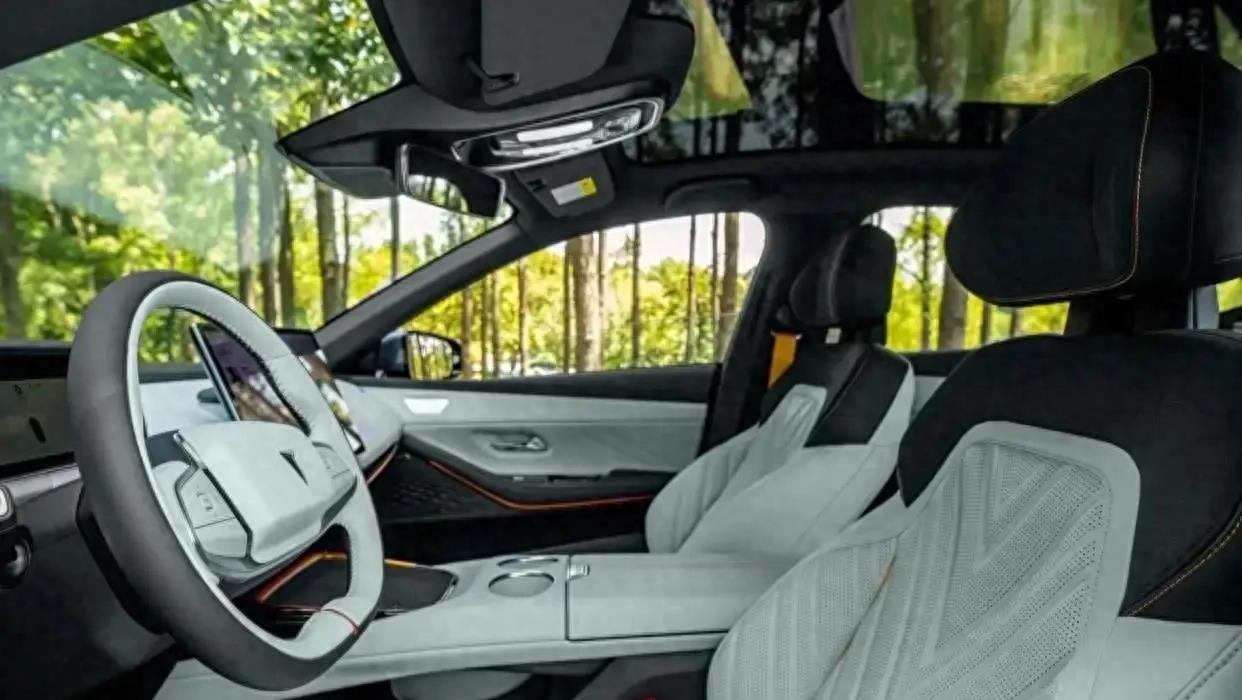 深蓝sl03超级增程尽享驾趣,深蓝sl03趣味体验