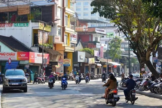 耐克阿迪苹果最新消息,苹果耐克生产线转向越南