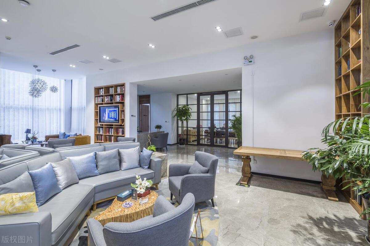 落地电视柜长度300高度做多少合适,电视柜40厘米高度放电视机合适吗