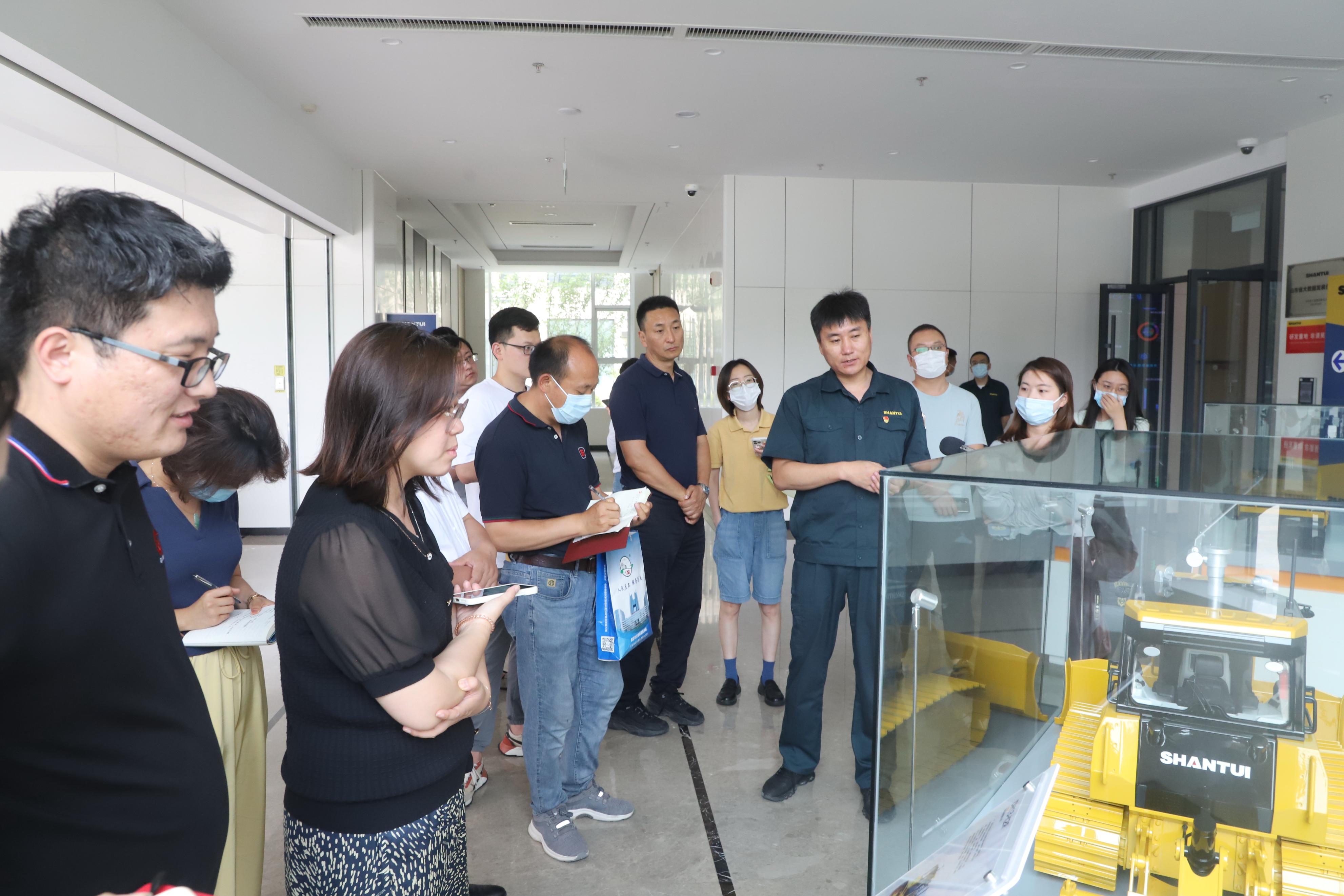 走在前开新局稳扎稳打,走新路开新局