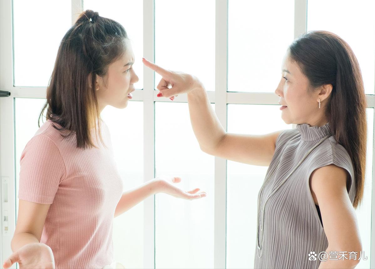 婆媳带娃各带各方式,婆媳带娃矛盾如何缓解