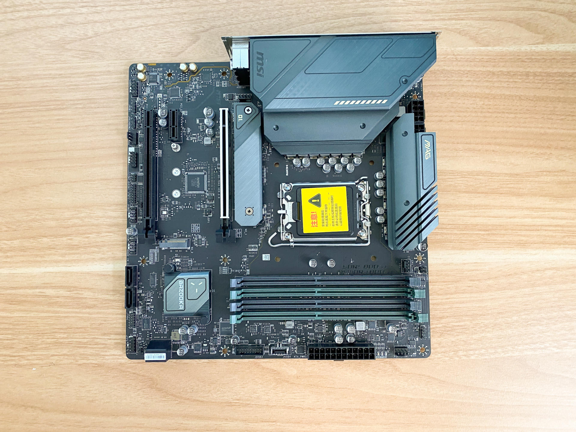 鑹炬箖鐢电珵鏈虹瀹夎鏄惧崱,鑹炬箖鐢电珵鏈虹瀹夎