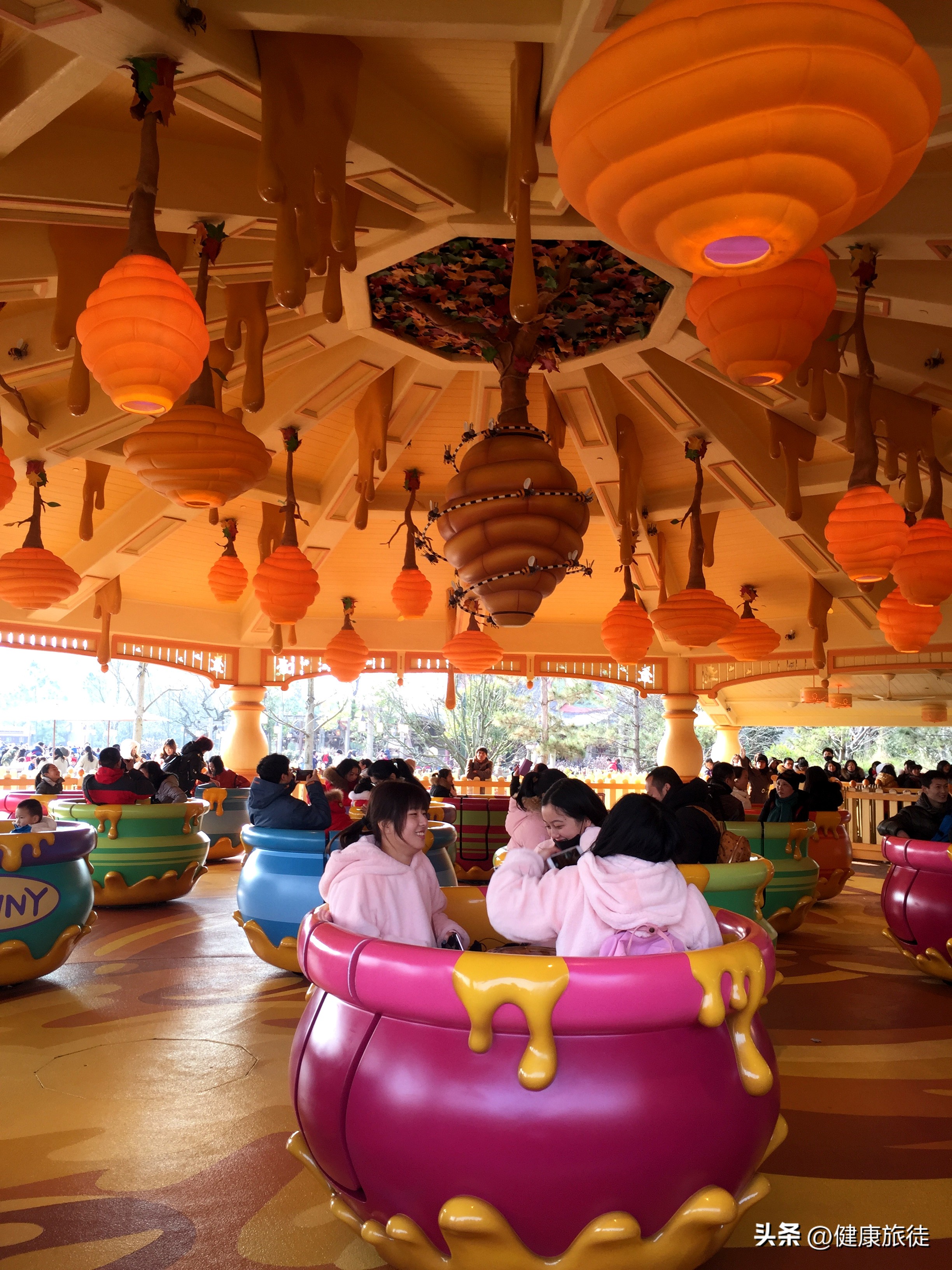 上海迪士尼乐园夏日狂欢盛宴,上海迪士尼乐园七大主题乐园介绍