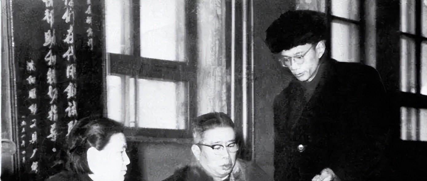 重返政治局！73岁老*长首**逆袭震撼回归！