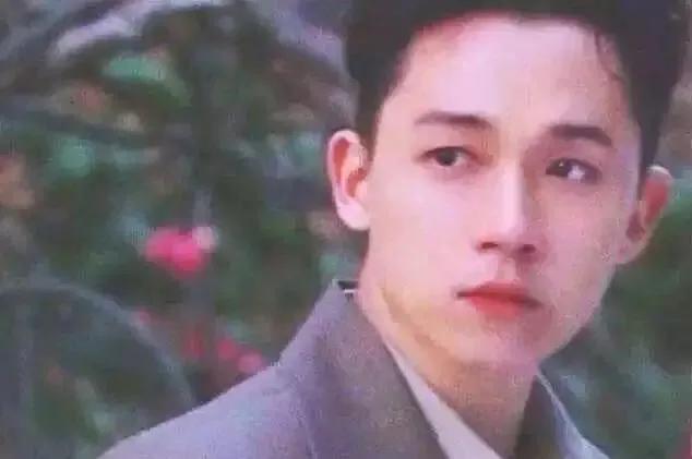 鍎掗泤涔︾敓鍏ㄦ枃闃呰,鍎掗泤涔︾敓鑺傜洰