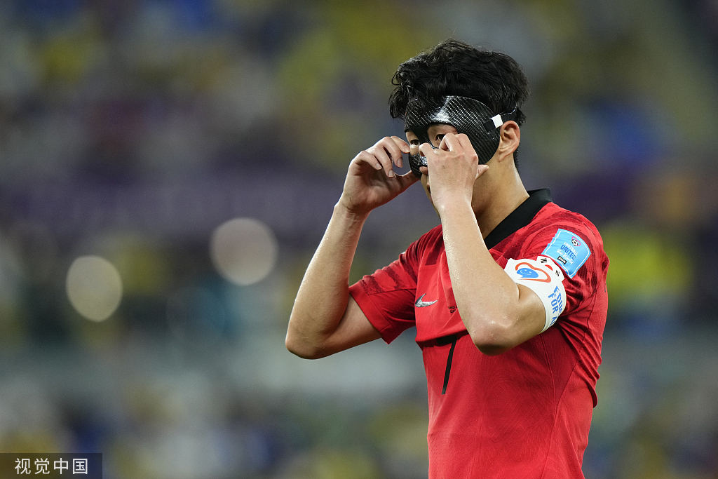 世界杯门神点球大战,世界杯足球十大封神扑救名场面