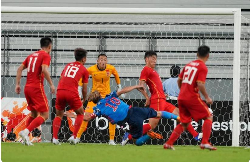 日本球迷吐槽日本男足,日本球迷力挺中国足球队