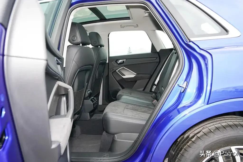 全新奥迪q3性价比,奥迪q3的35tfsi是1.4t还是2.0t