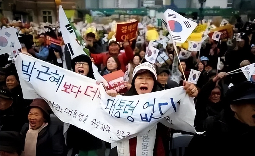 1997年韩国金融危机有多惨,韩国日本1997年金融危机