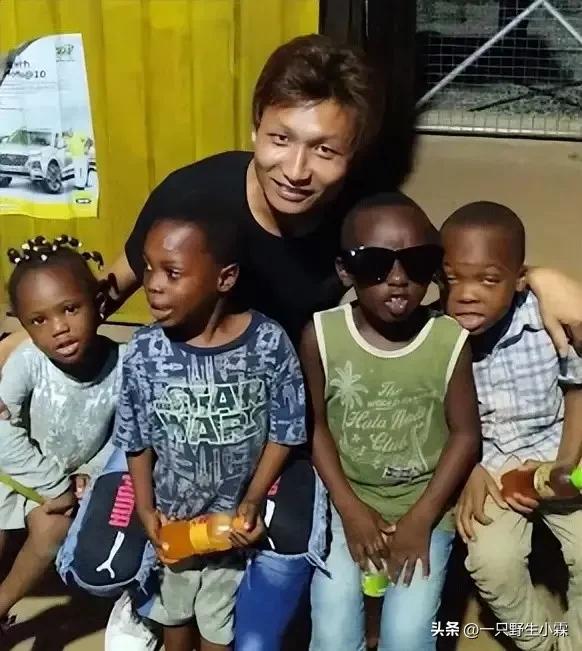 我90后,大学休学,意外到非洲年赚100万,如今开公司人生开挂了