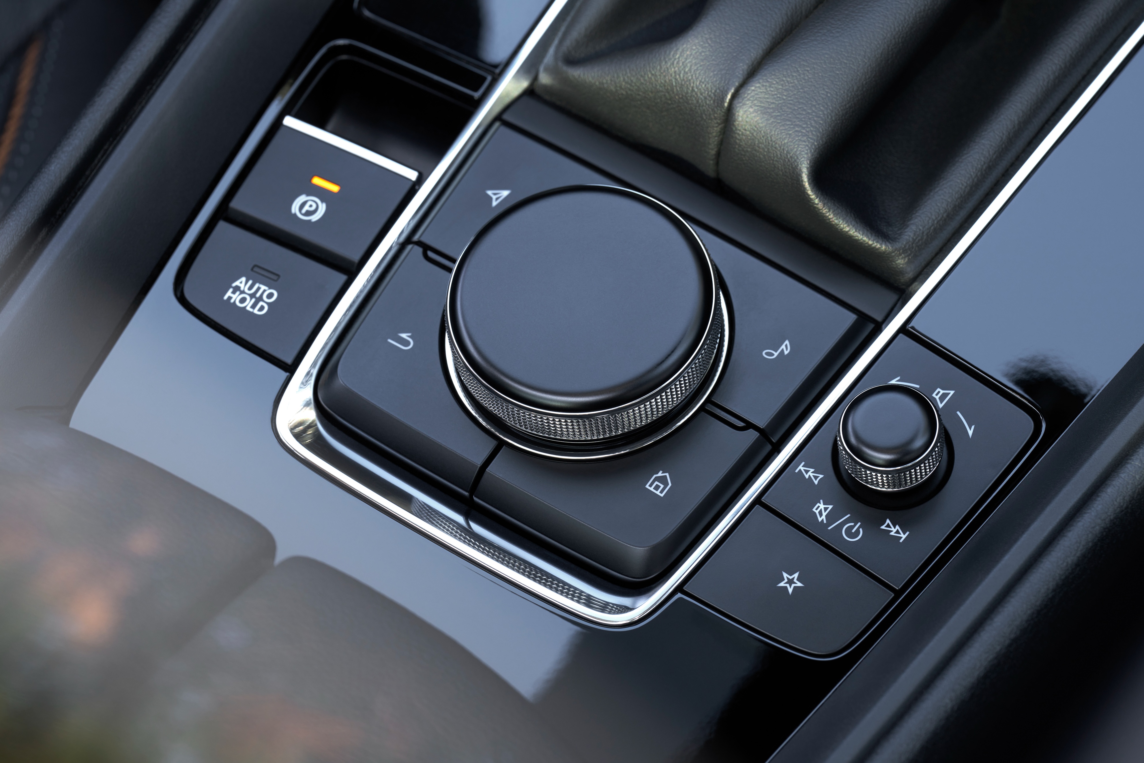 马自达燃油车迎来降价潮,油车销量锐减