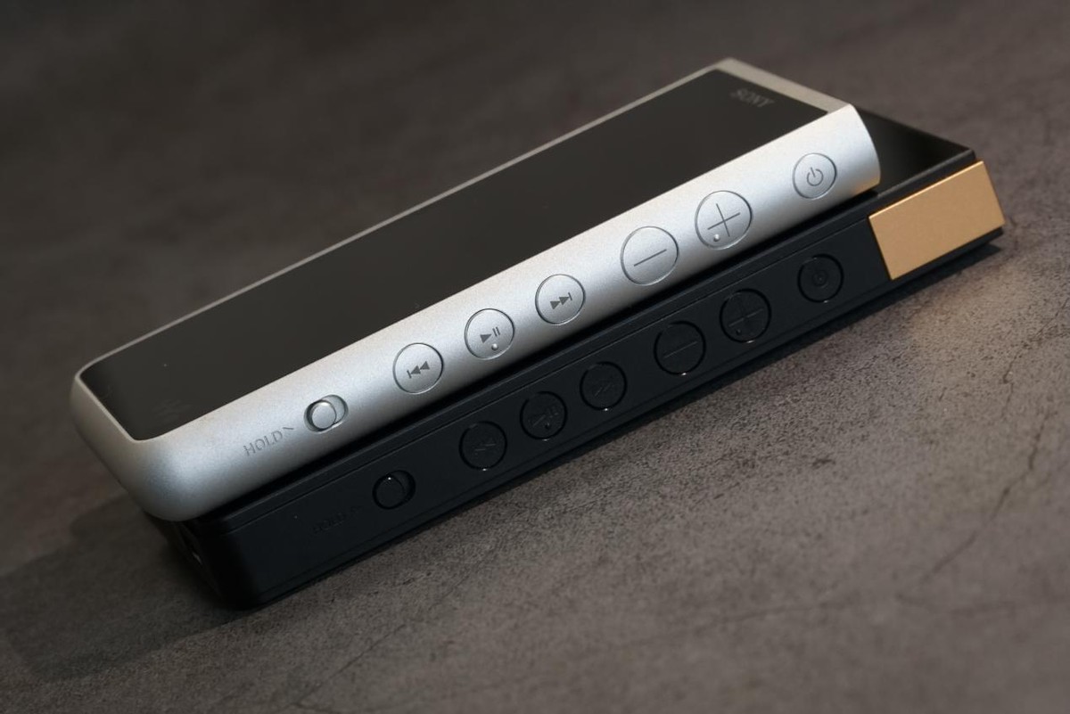 索尼耳机销量,索尼随身听黑砖2代价格