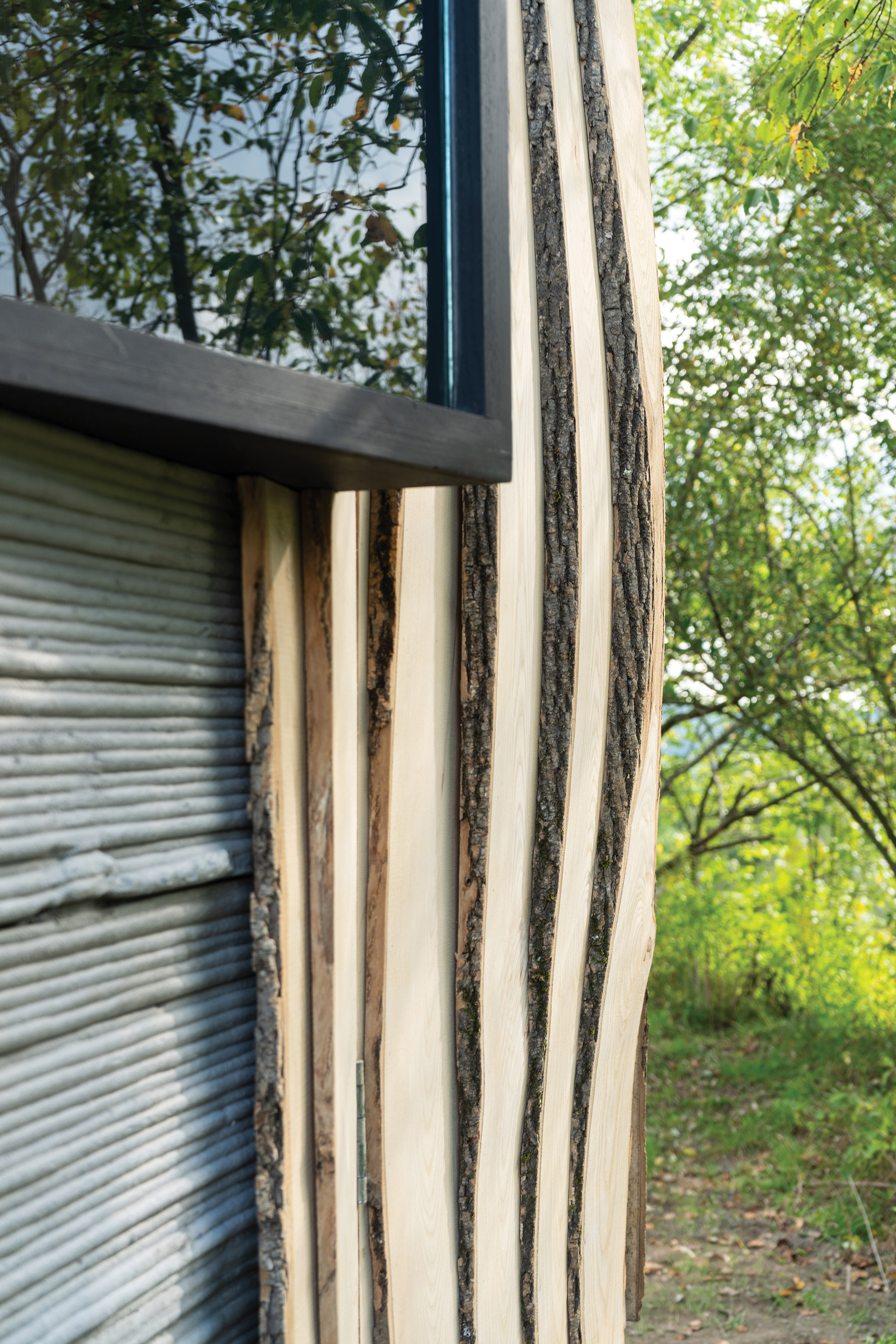 汉斯小木屋,汉娜美剧中的森林小木屋