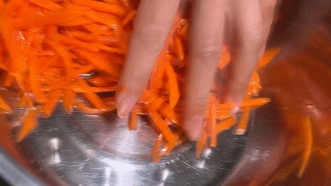 清炒萝卜丝胡萝卜的家常做法,清炒胡萝卜丝的做法大全家常窍门