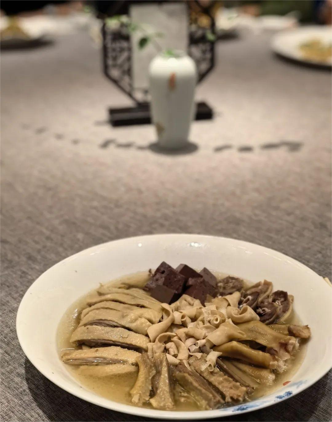 睡过这家国宾馆的新楼，我们全家都愁了……