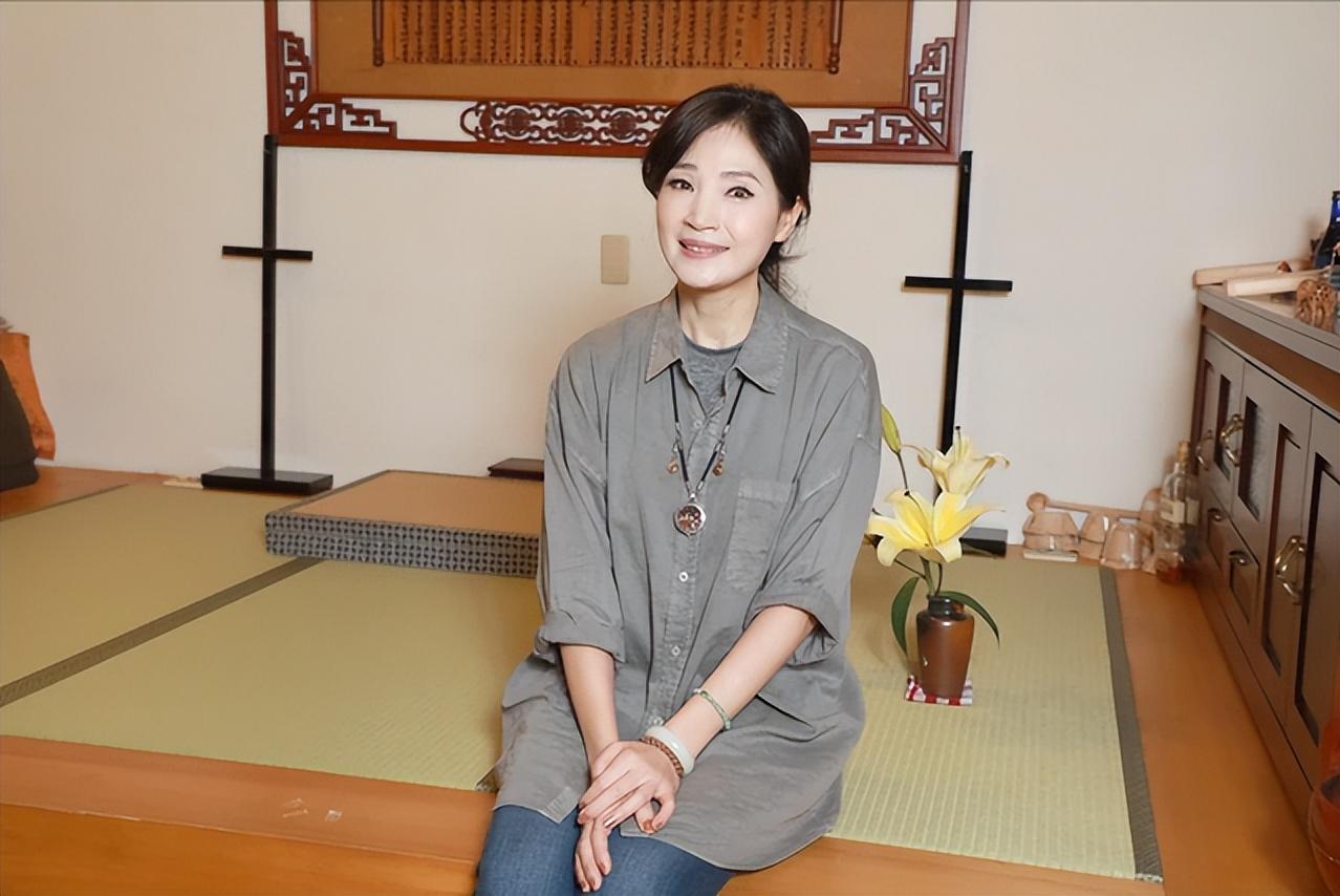 如今56岁却从没谈过恋爱,56岁从来没谈过恋爱