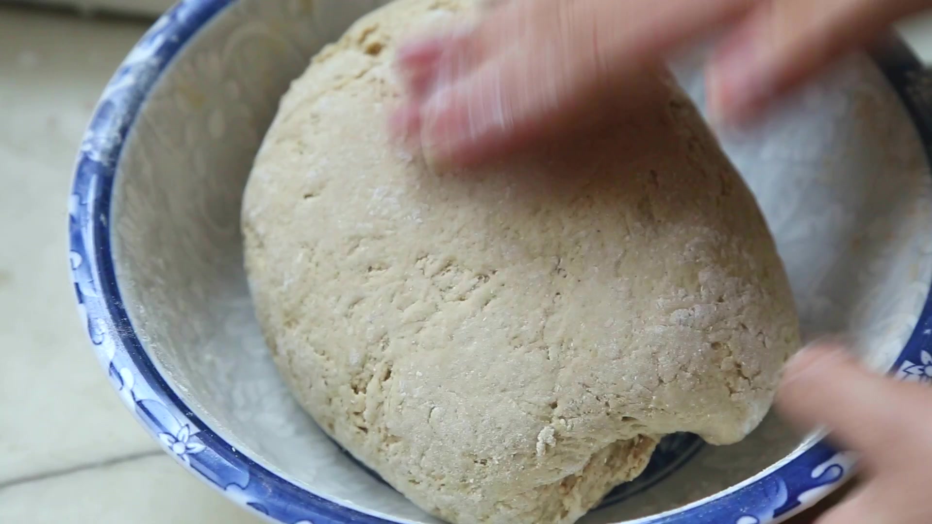 在家怎么擀面条的教程,宅家做面方法