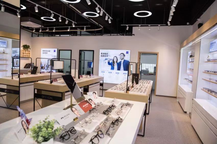 开眼镜店需要哪些基本知识,新手小白怎么开好眼镜店
