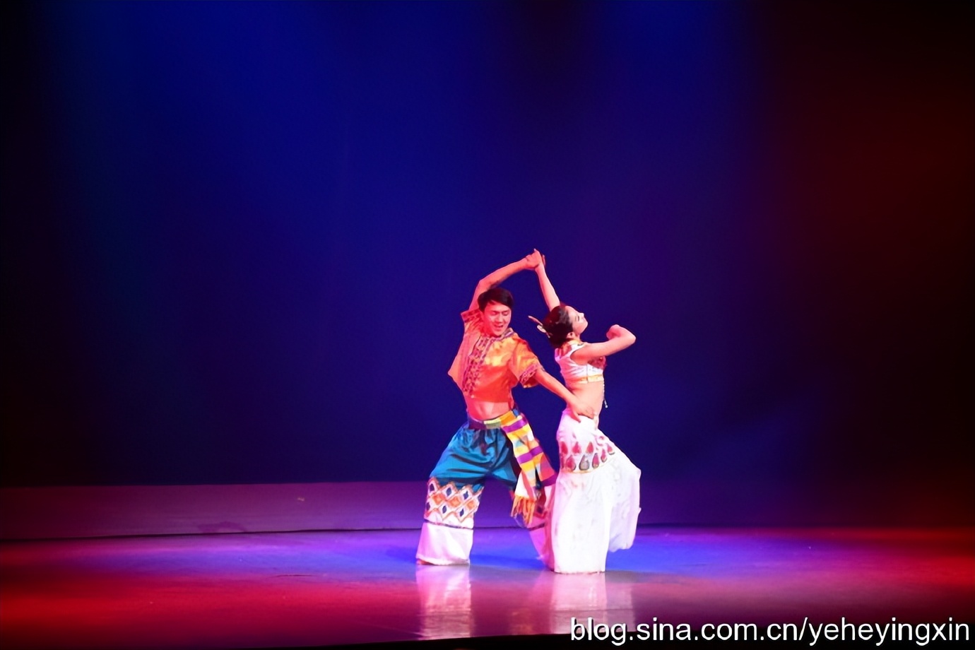 丽江丽水金沙表演好看吗,丽水金沙民族歌舞表演