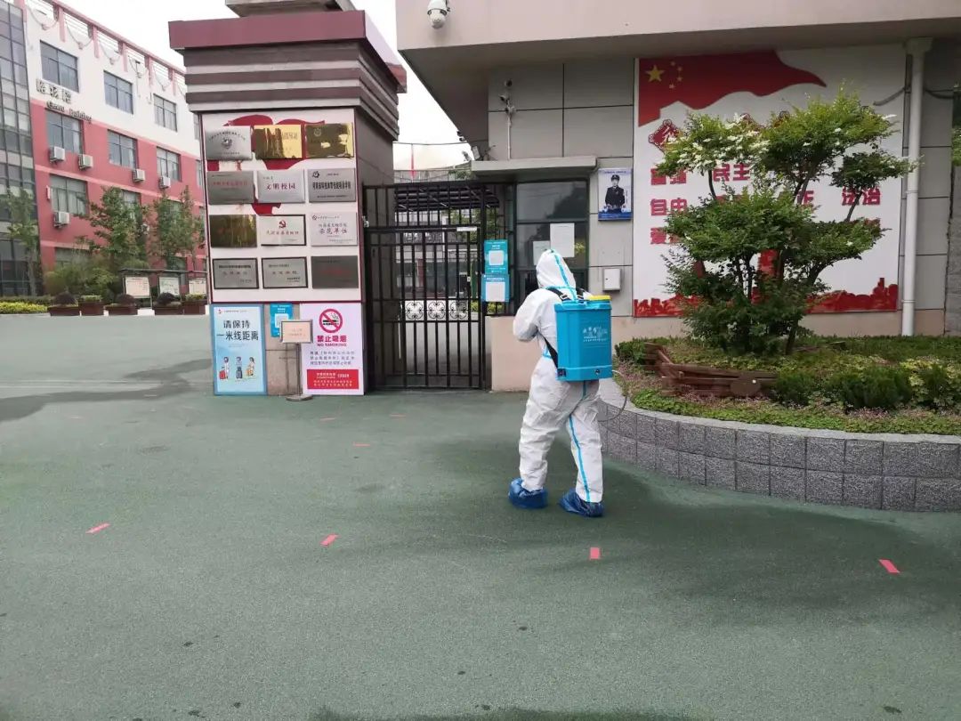 落实防疫政策全力开学护航-郑州市第八十八中学在行动