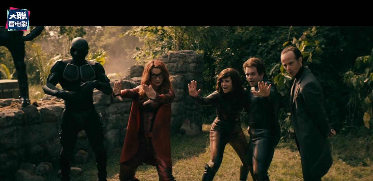 黑袍纠察队第三季解析 (黑袍纠察队第三季大结局动画)