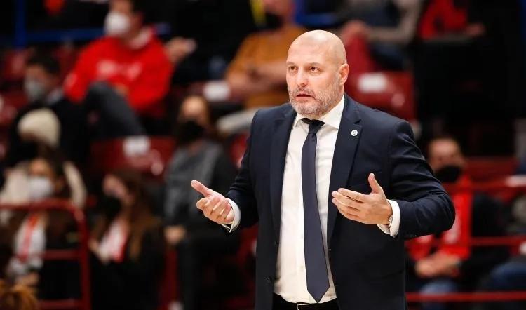 中国男篮vs日本男篮胡金秋集锦,篮球直播中国男篮曾凡博