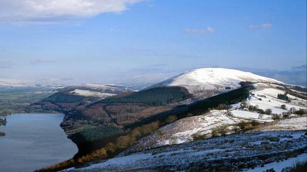 地壳地幔地核结构特点,地壳地幔地核构造