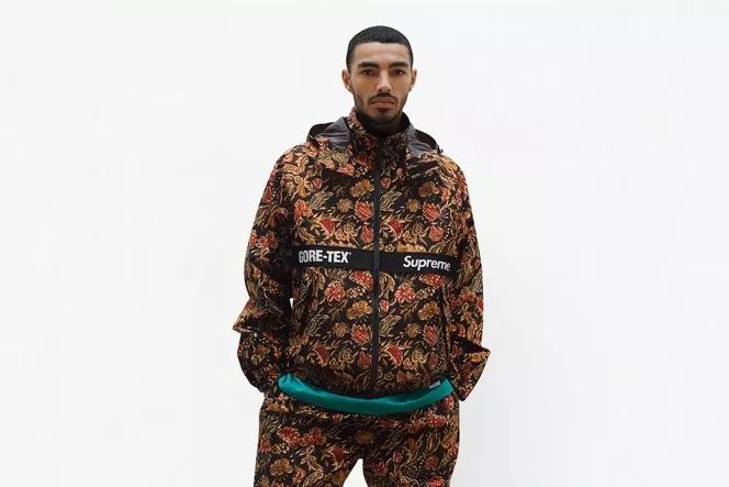 靠“耍大牌”年赚240亿！最嚣张的甲方，为何让耐克阿迪抢着求虐