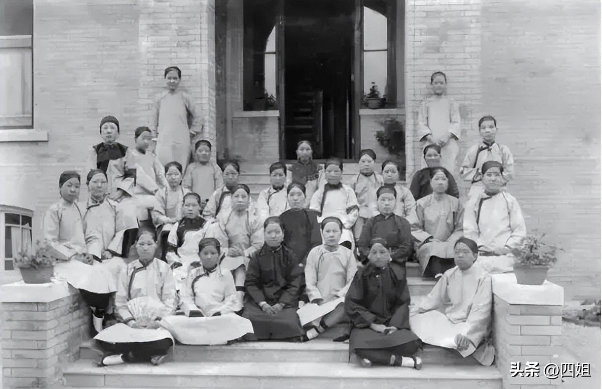 日军日记：男人饿倒在地，为了救他，我将他妻子的乳房割给他吃!