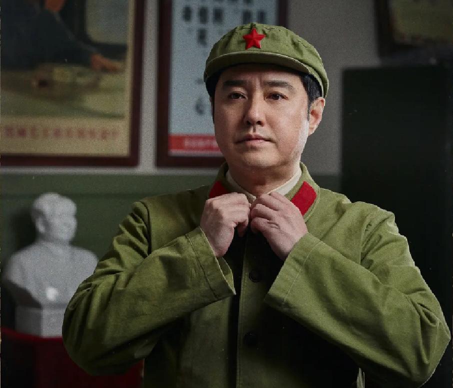 他18岁登上春晚一夜走红,他曾9次登上春晚舞台