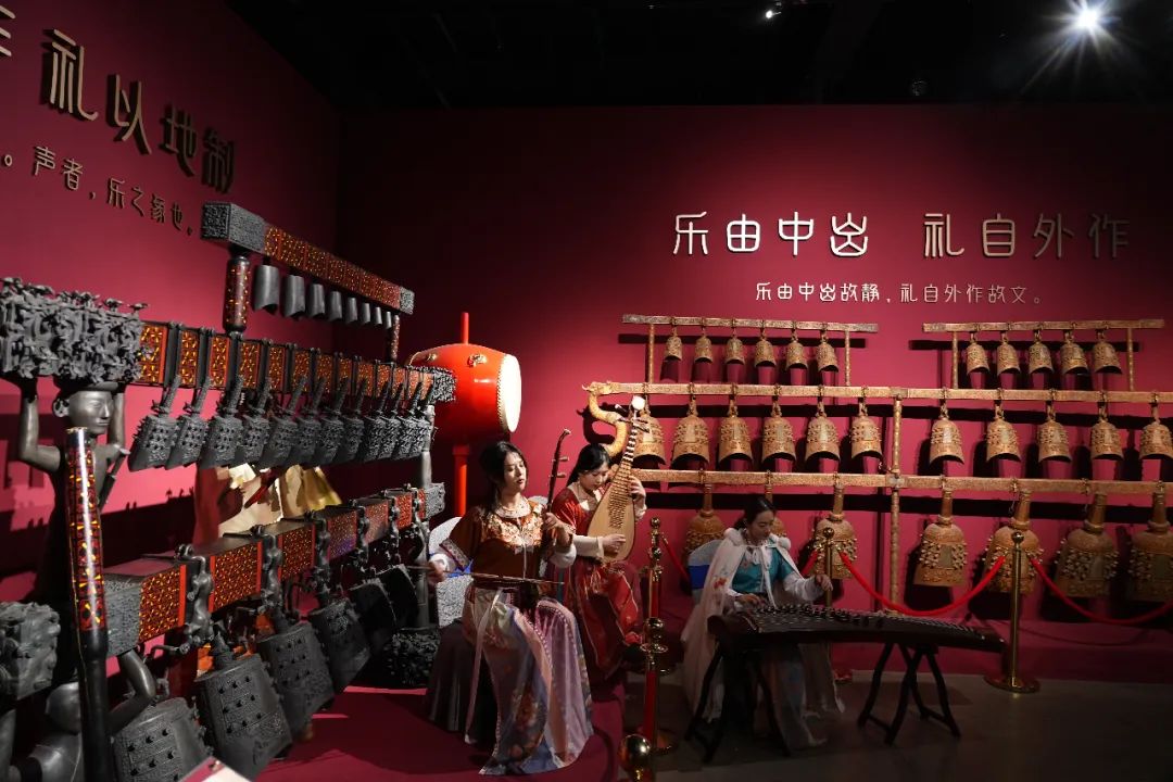 大连旅行怎么玩？这两个特色街区，仿佛出了国，太适合闲逛了！