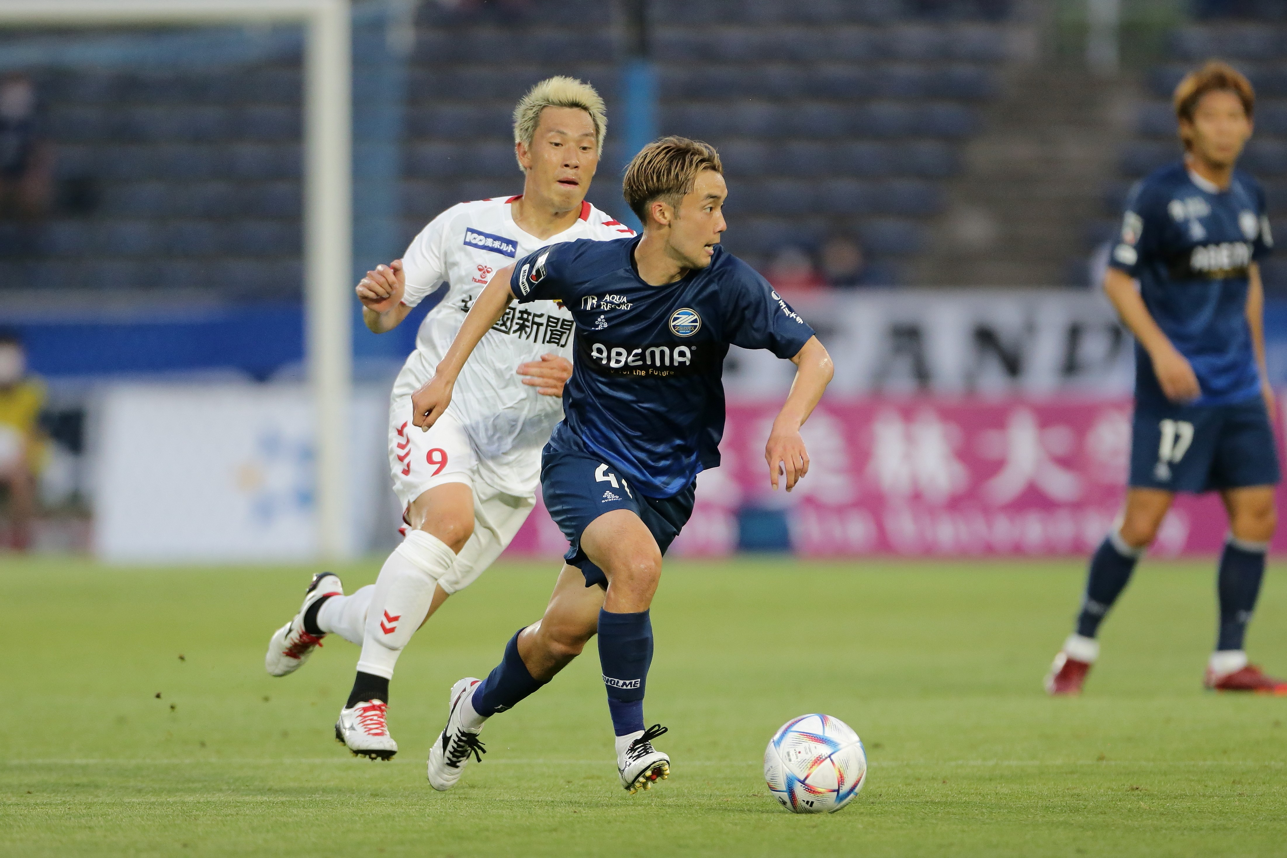 日乙联赛新泻天鹅结果,日乙横滨fc直接晋级了吗