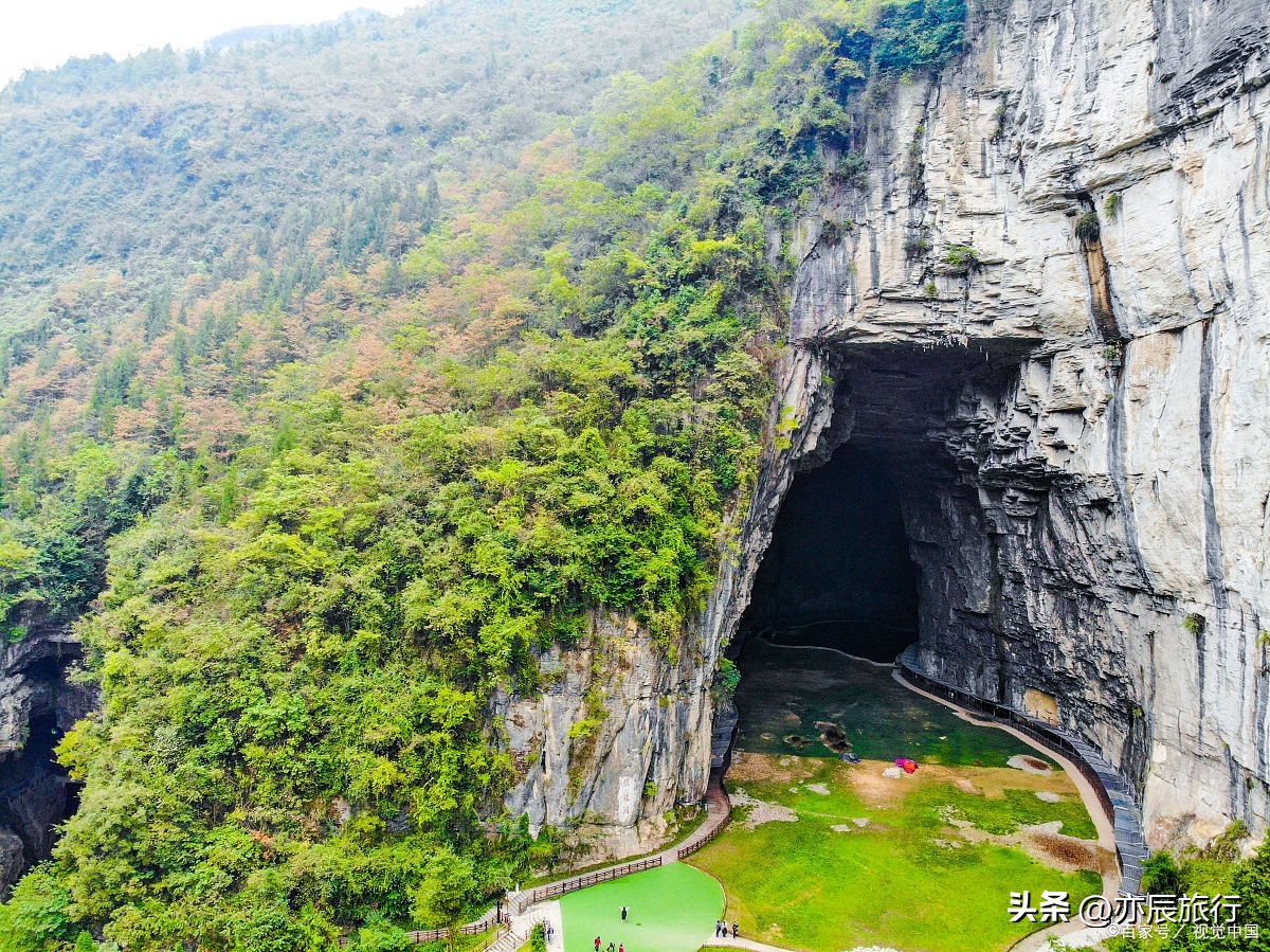 湖北恩施旅游必去十大景点，有哪些好玩的地方，周边自驾游好去处