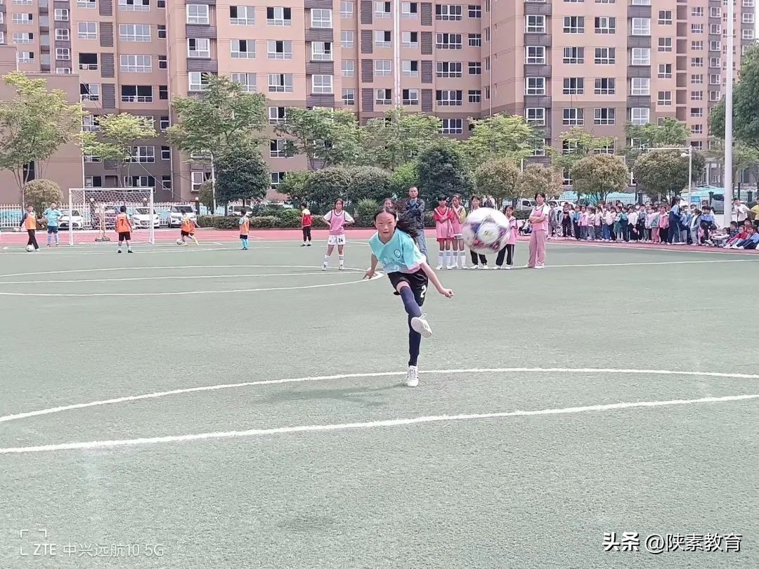 安康汉滨区红旗小学足球比赛,安康汉滨五里小学足球队